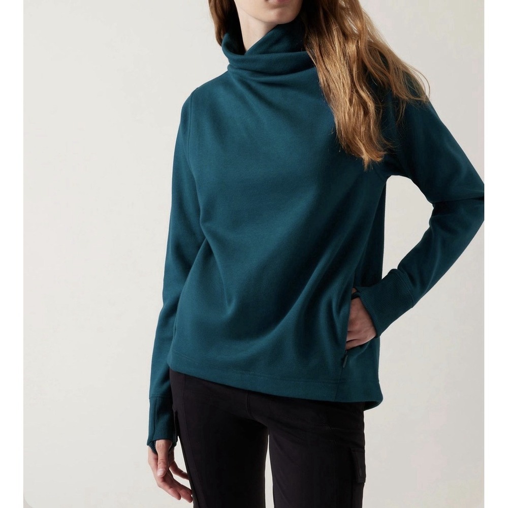 Athleta Cozy Karma II Sweatshirt in Teal Size Medium Yoga Athleisure